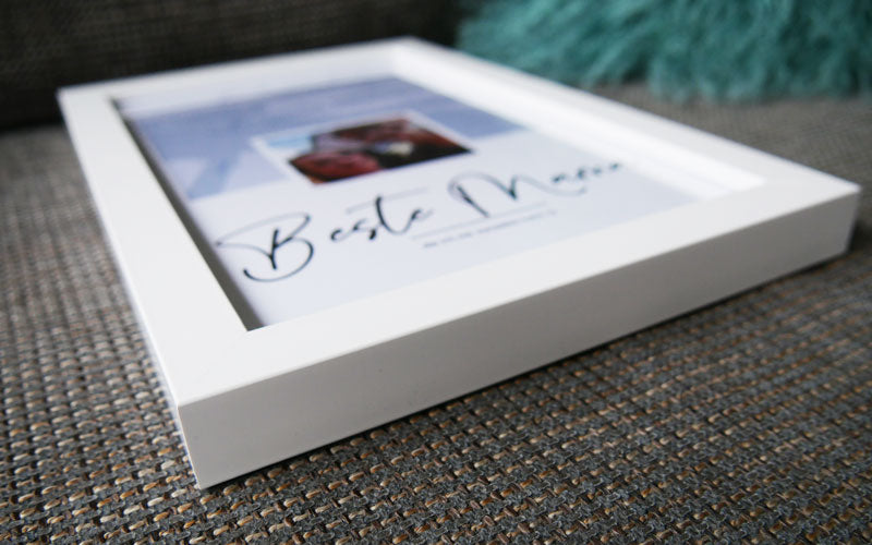 Personalisierte Landkarte Beste Mama in Lila mit Galerierahmen weiß