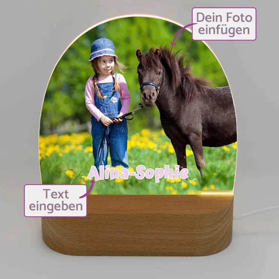 Personalisiertes-Nachtlicht-mit-name-und-Foto-von-maedchen-mit-pony-Motiv-16,5x14,8x6cm